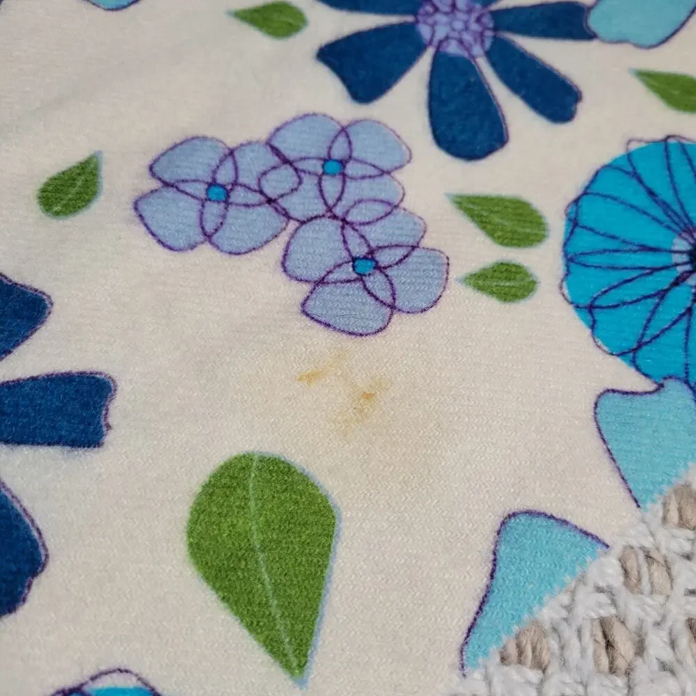 Nordstrom 100% Cashmere Wool Scarf Floral White and Blue Fringed Y2K